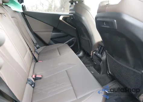 2025 BMW X3 30 xDrive z USA, uszkodzony, nr VIN 5UX53GP01S9033548